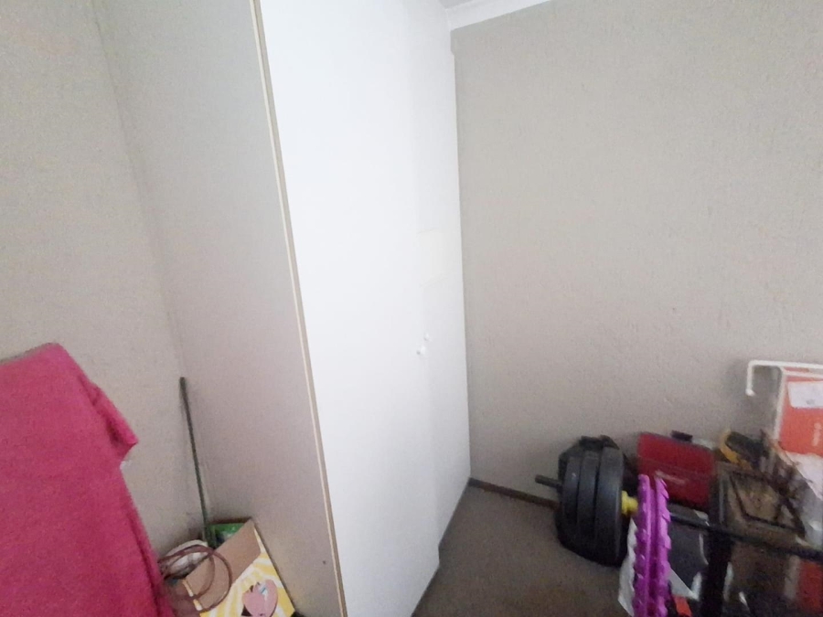 0 Bedroom Property for Sale in Buccleuch Gauteng