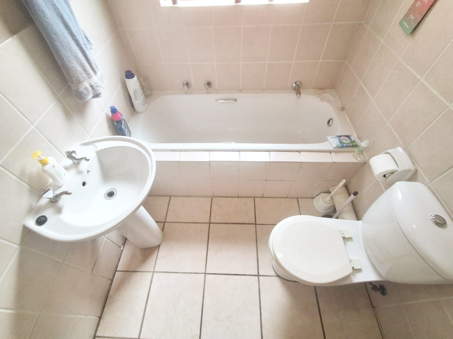 0 Bedroom Property for Sale in Buccleuch Gauteng