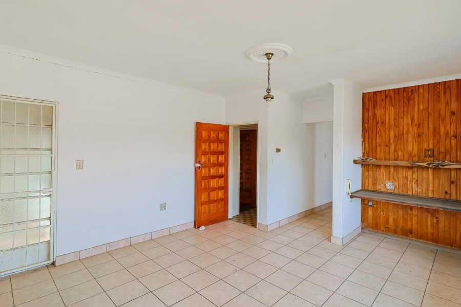 10 Bedroom Property for Sale in Wilgeheuwel Gauteng