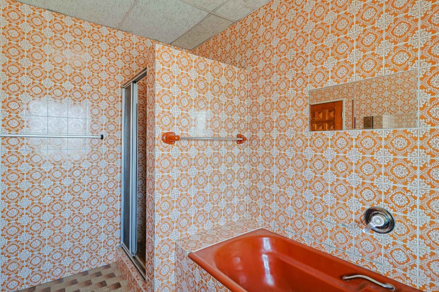 10 Bedroom Property for Sale in Wilgeheuwel Gauteng