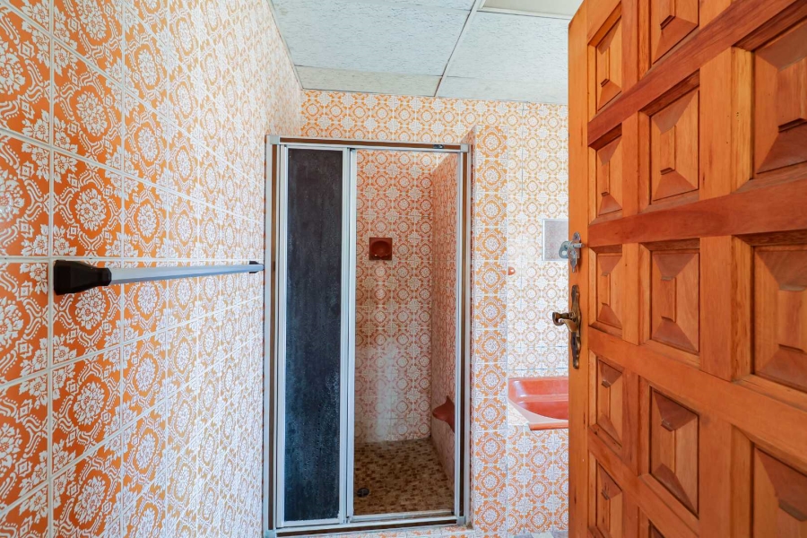 10 Bedroom Property for Sale in Wilgeheuwel Gauteng