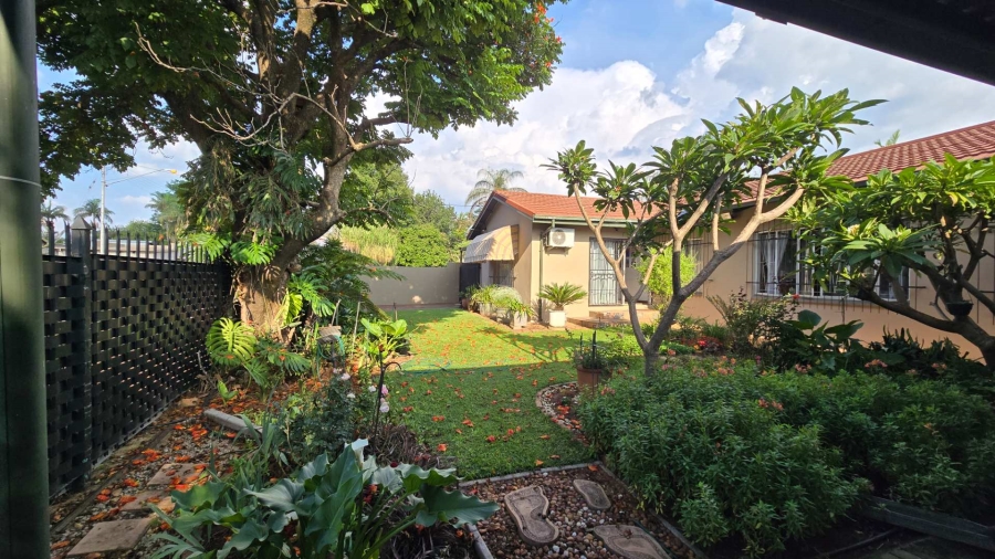 4 Bedroom Property for Sale in Sinoville Gauteng