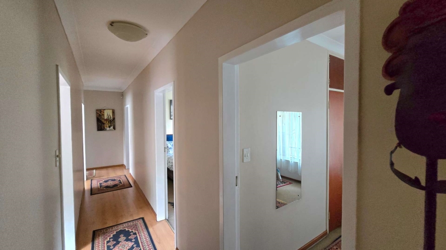 4 Bedroom Property for Sale in Sinoville Gauteng