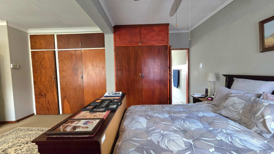 4 Bedroom Property for Sale in Sinoville Gauteng