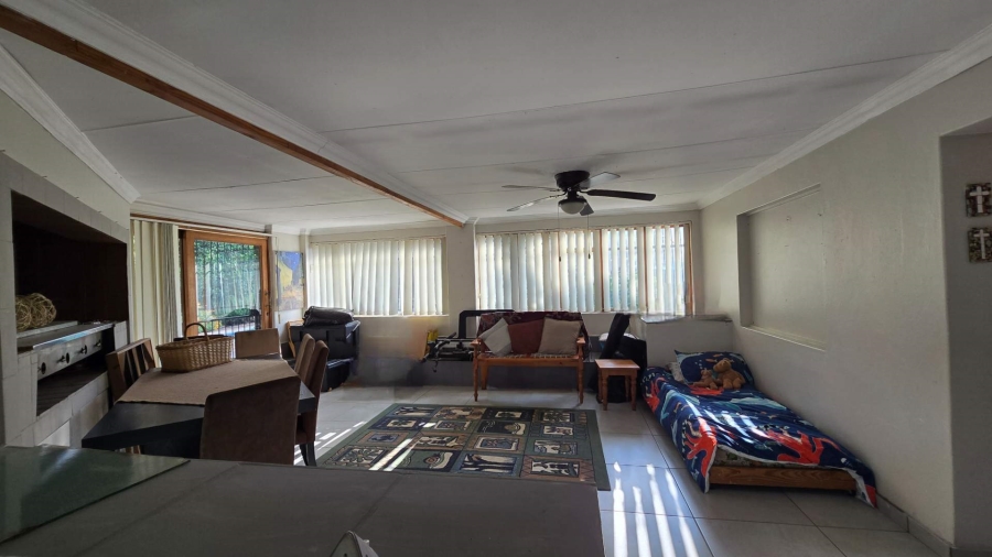 4 Bedroom Property for Sale in Sinoville Gauteng