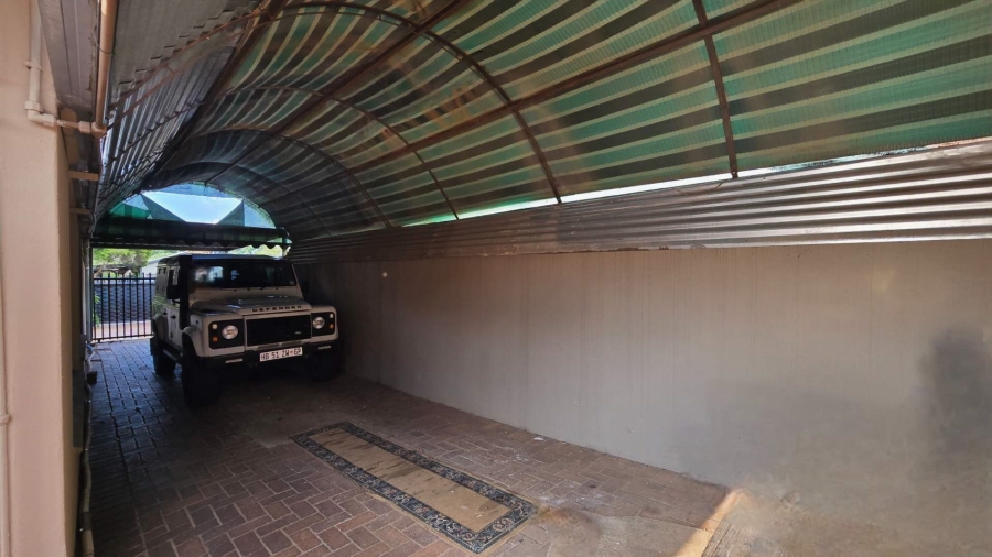 4 Bedroom Property for Sale in Sinoville Gauteng