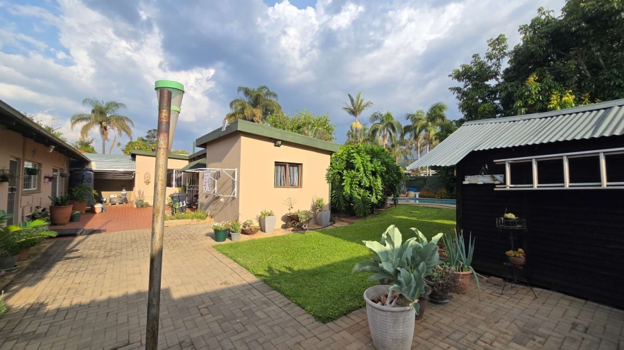 4 Bedroom Property for Sale in Sinoville Gauteng