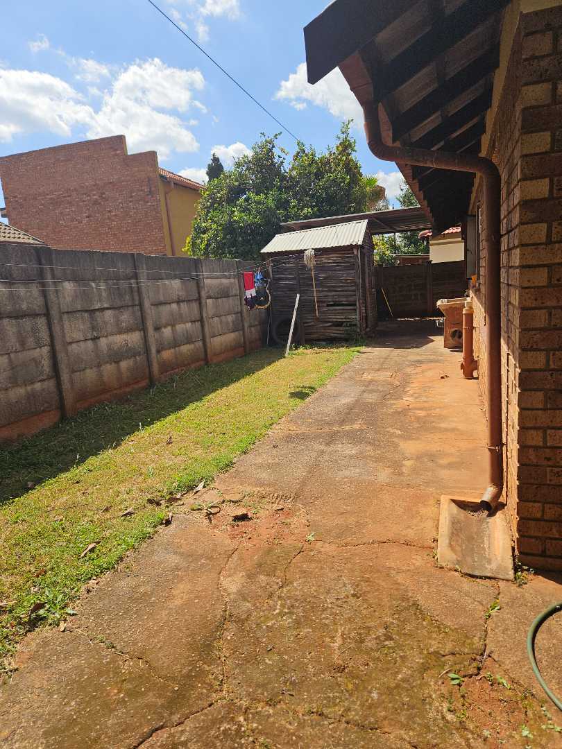 3 Bedroom Property for Sale in Hesteapark Gauteng