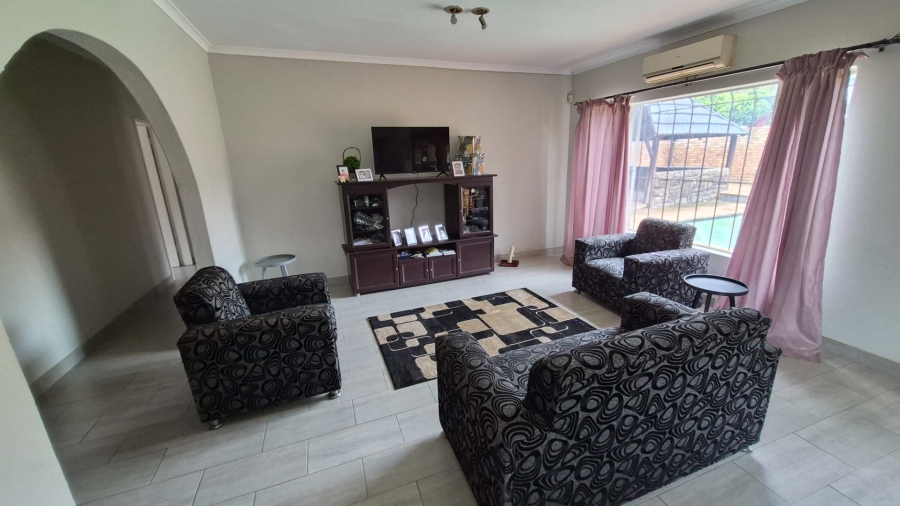 2 Bedroom Property for Sale in Birchleigh Gauteng