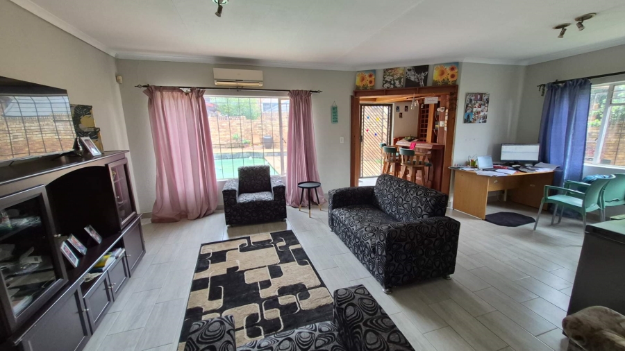 2 Bedroom Property for Sale in Birchleigh Gauteng