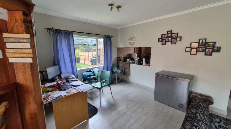 2 Bedroom Property for Sale in Birchleigh Gauteng