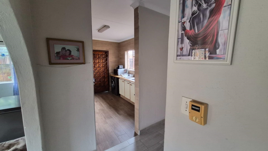 2 Bedroom Property for Sale in Birchleigh Gauteng