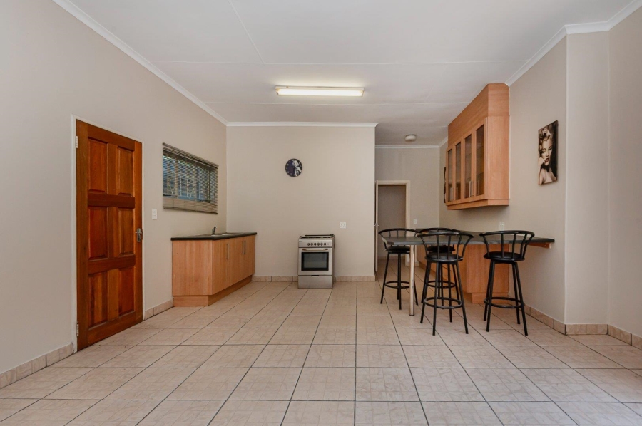 6 Bedroom Property for Sale in Randhart Gauteng