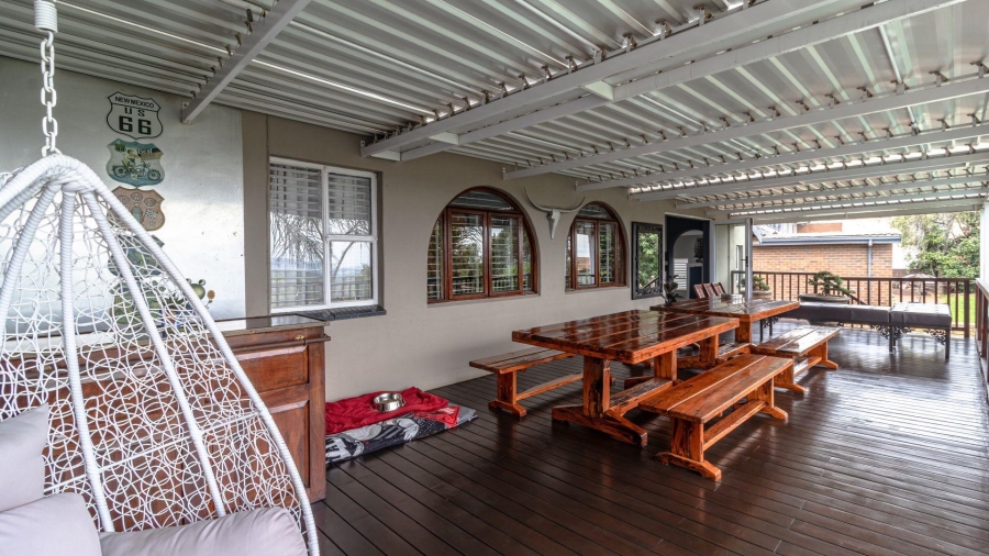 5 Bedroom Property for Sale in Glenvista Gauteng