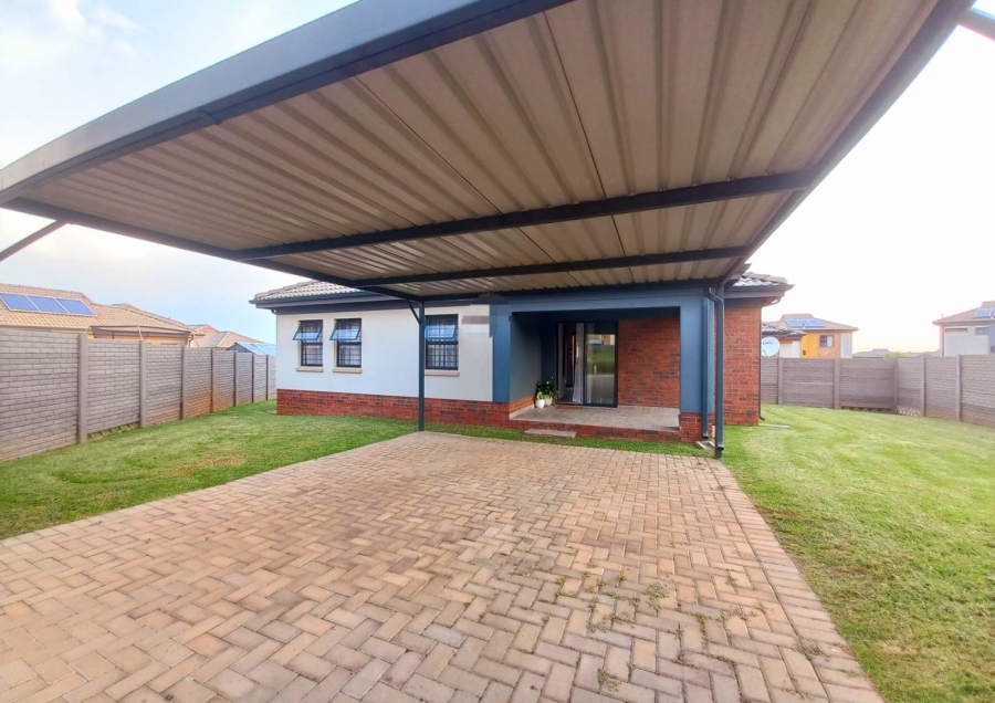 3 Bedroom Property for Sale in Lotus Gardens Gauteng