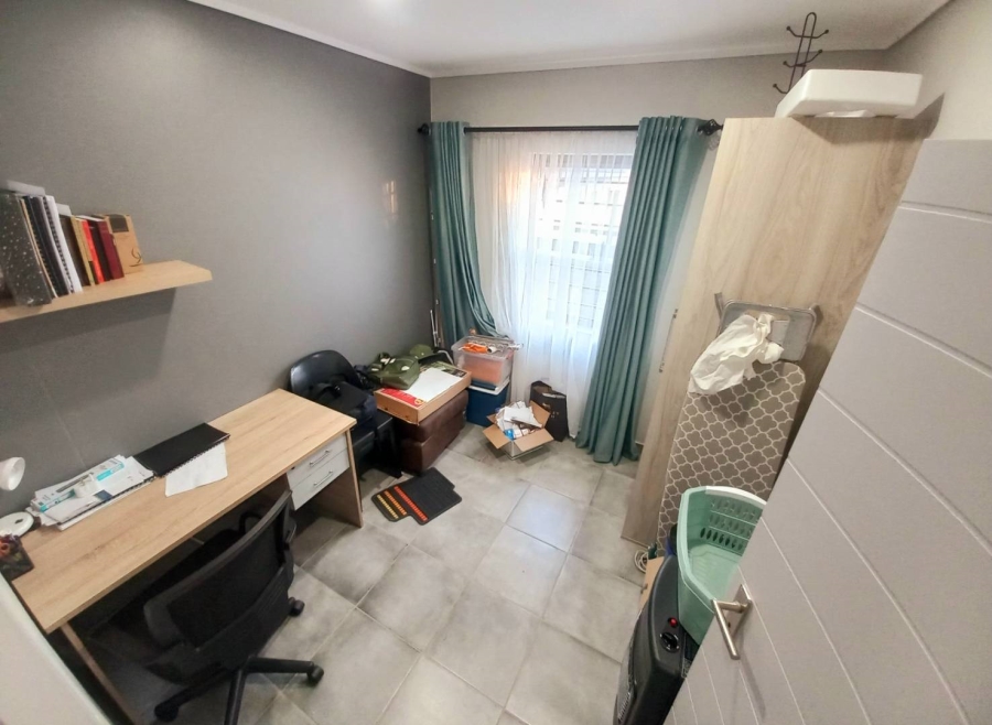 3 Bedroom Property for Sale in Lotus Gardens Gauteng