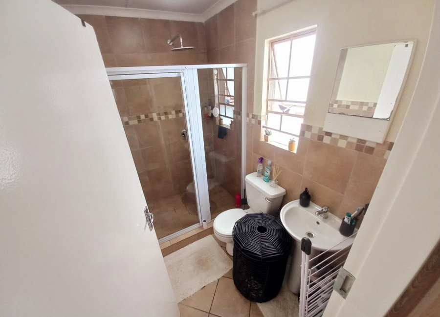 3 Bedroom Property for Sale in Andeon Gauteng