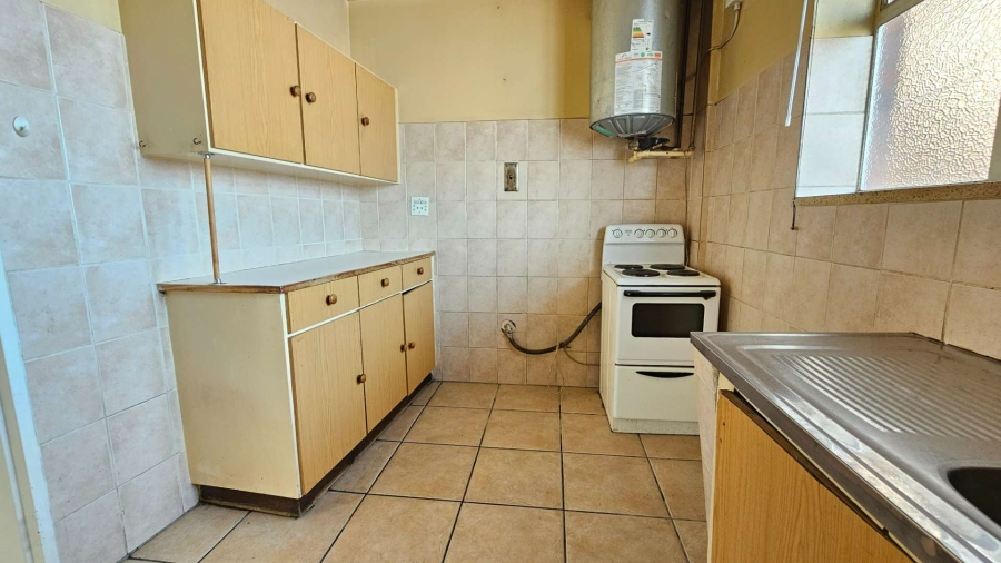 1 Bedroom Property for Sale in Lambton Gauteng