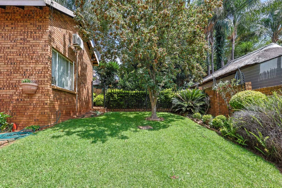 5 Bedroom Property for Sale in Moreleta Park Gauteng