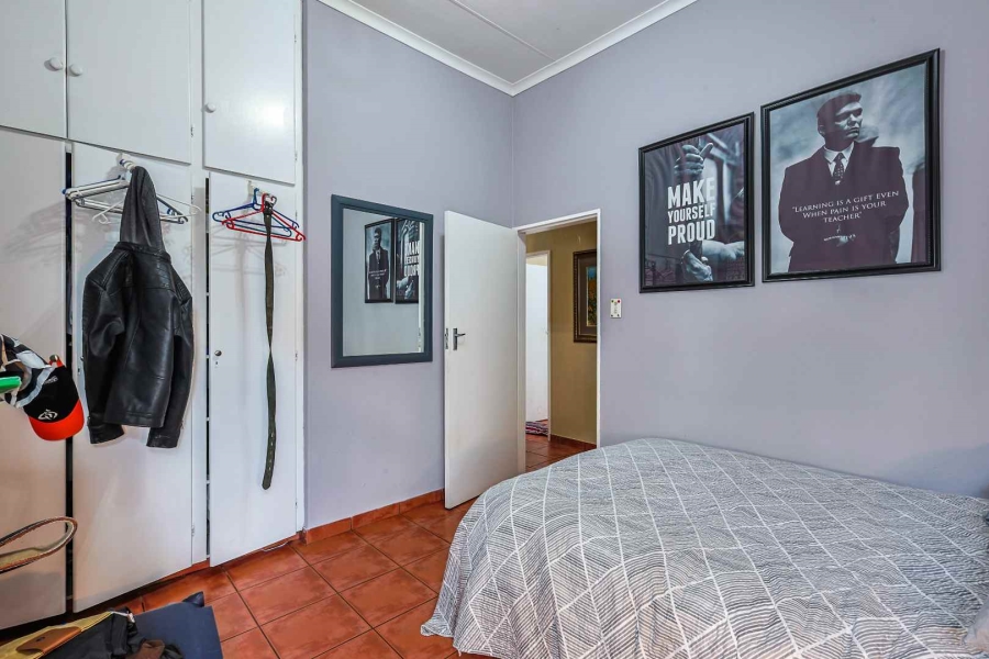 5 Bedroom Property for Sale in Moreleta Park Gauteng