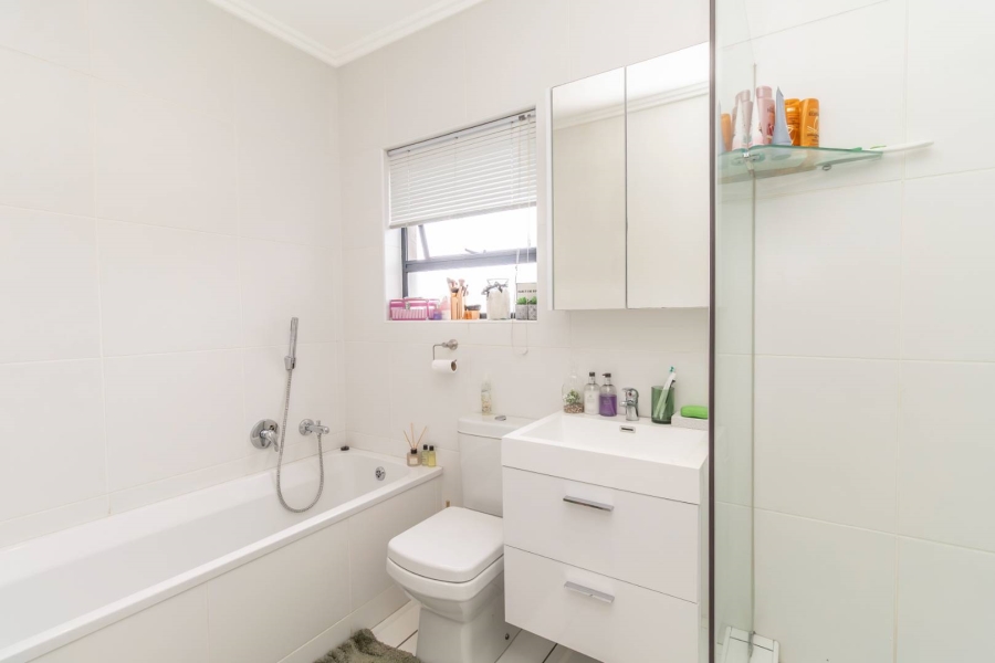 1 Bedroom Property for Sale in Craigavon Gauteng