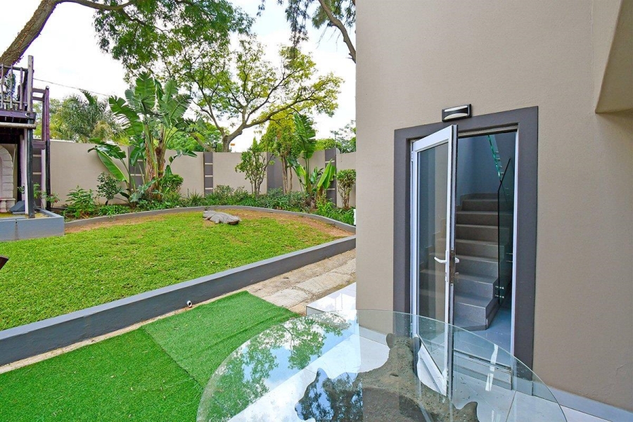 To Let 1 Bedroom Property for Rent in Parkmore Gauteng