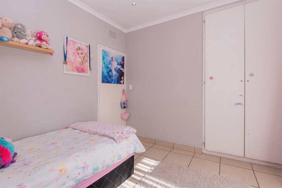 4 Bedroom Property for Sale in Glen Marais Gauteng