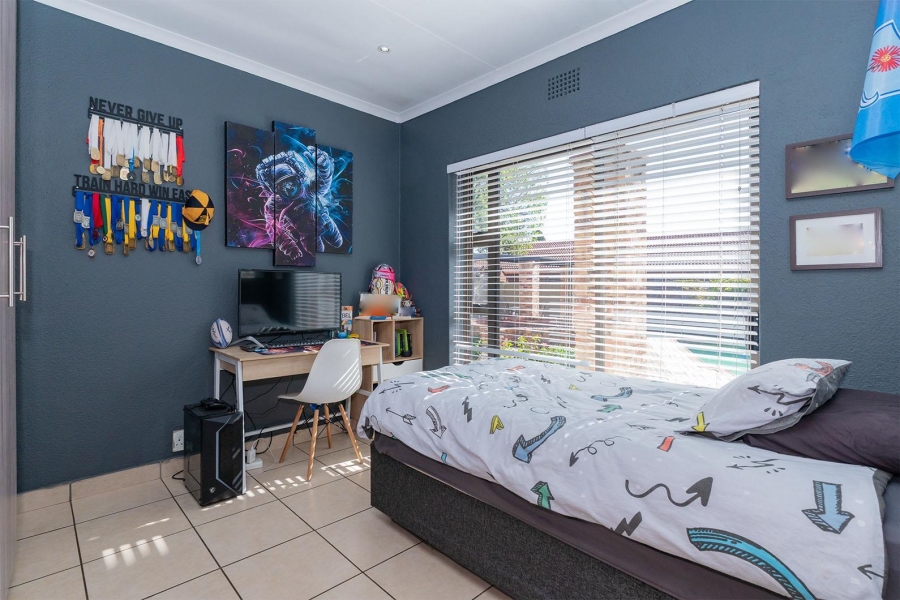 4 Bedroom Property for Sale in Glen Marais Gauteng
