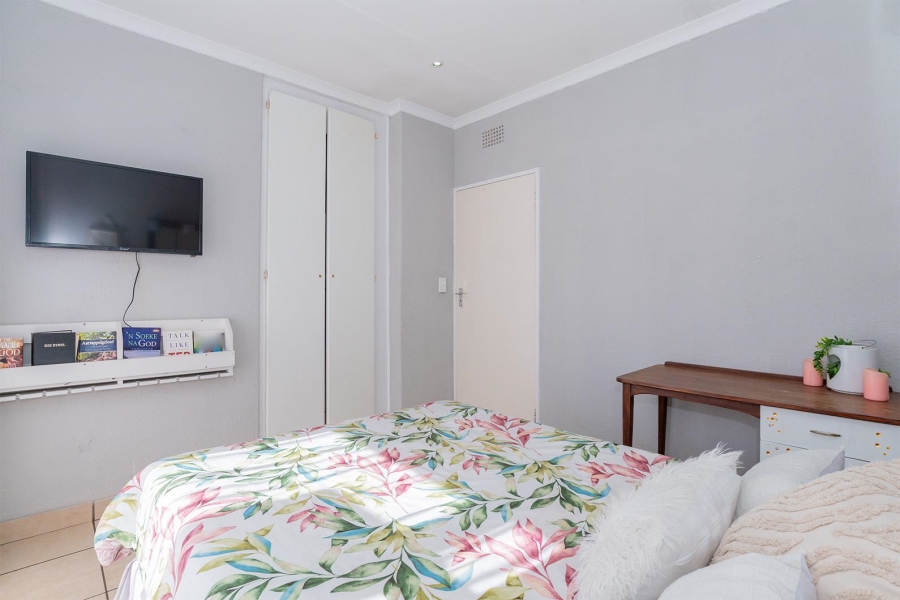 4 Bedroom Property for Sale in Glen Marais Gauteng