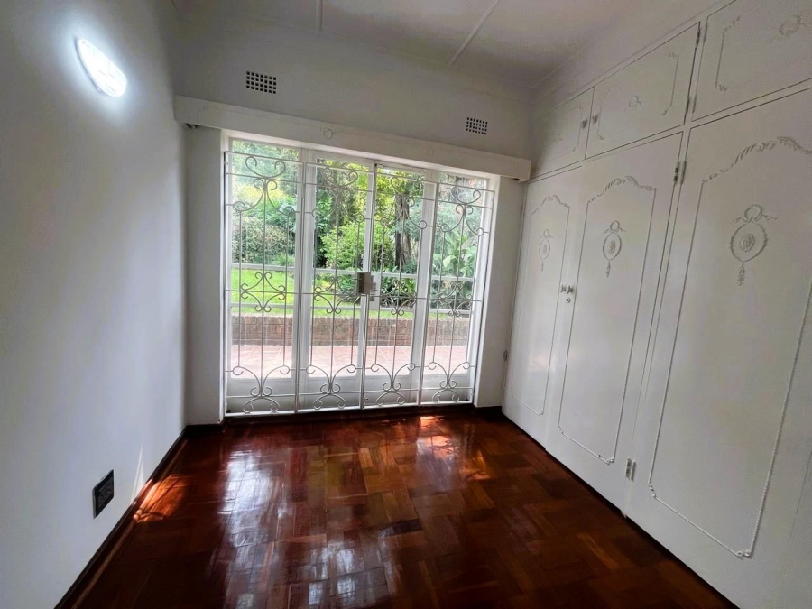 4 Bedroom Property for Sale in Linden Gauteng