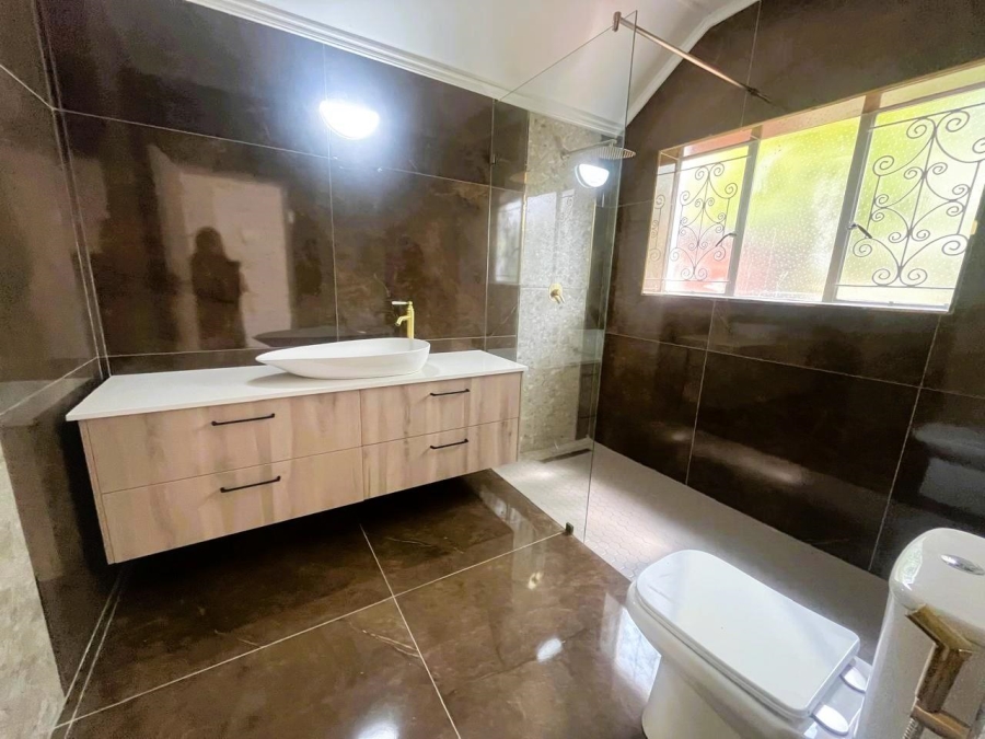 4 Bedroom Property for Sale in Linden Gauteng