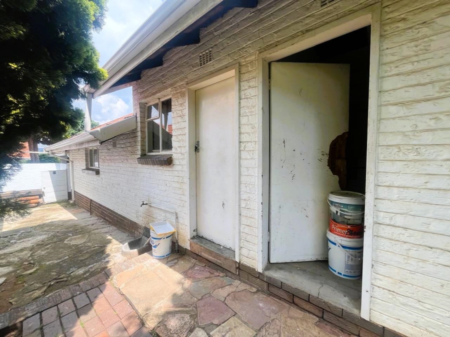 4 Bedroom Property for Sale in Linden Gauteng