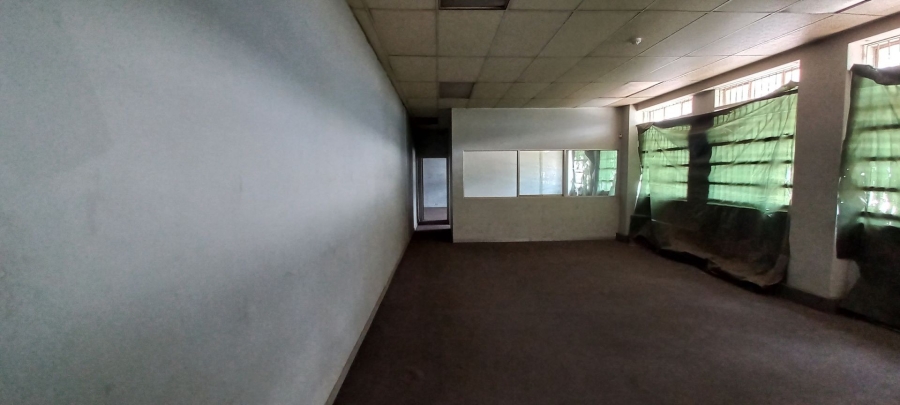 To Let commercial Property for Rent in Benrose Gauteng