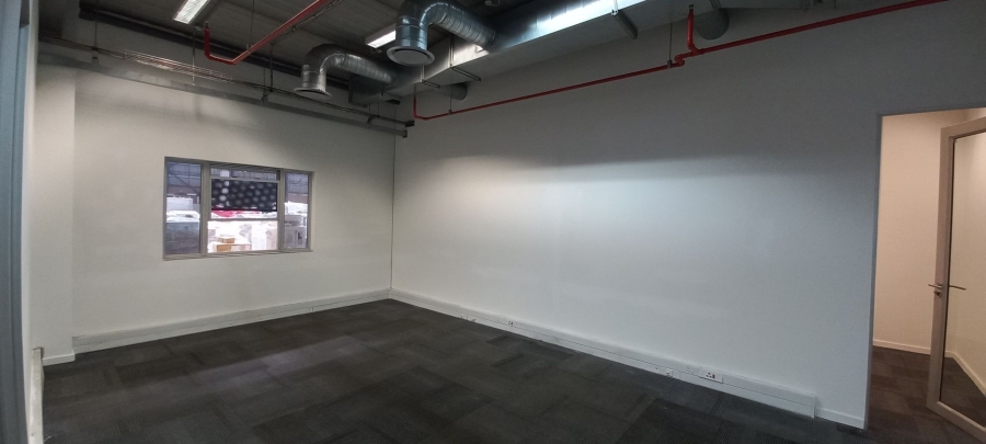 To Let commercial Property for Rent in Gosforth Park Gauteng