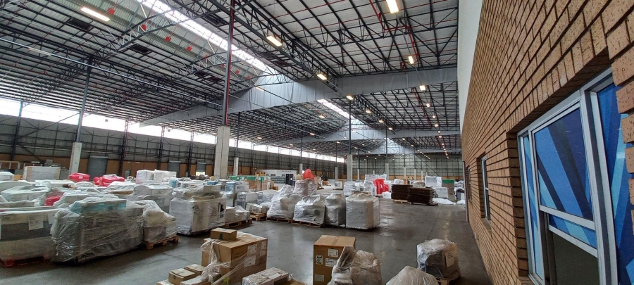 To Let commercial Property for Rent in Gosforth Park Gauteng