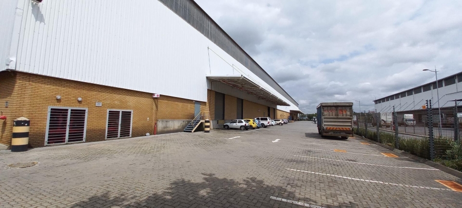 To Let commercial Property for Rent in Gosforth Park Gauteng