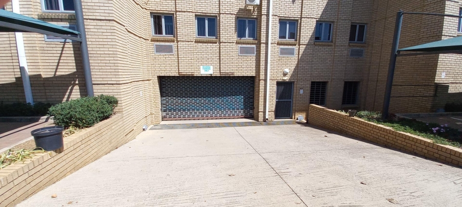 To Let commercial Property for Rent in Meadowdale Gauteng