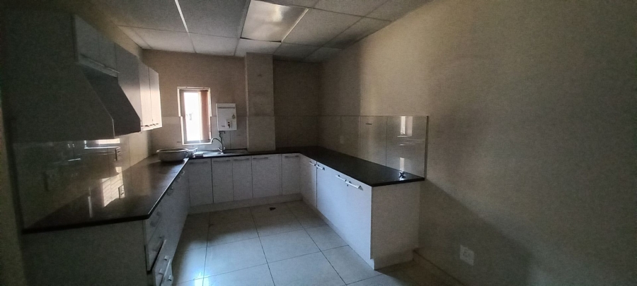 To Let commercial Property for Rent in Meadowdale Gauteng