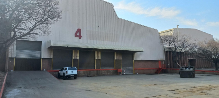 To Let commercial Property for Rent in Alrode Gauteng