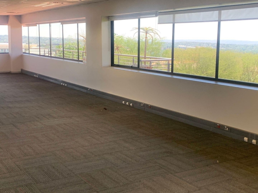 To Let Commercial Property for Rent in Gallo Manor Gauteng