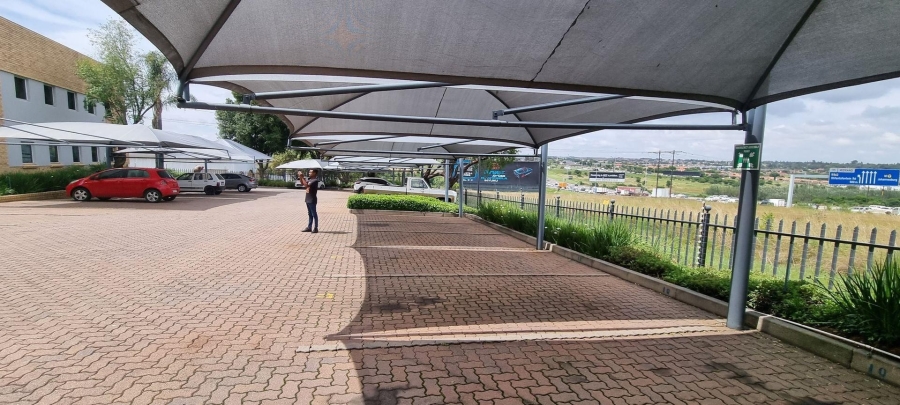 To Let commercial Property for Rent in Randjespark Gauteng
