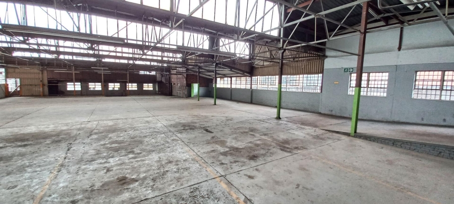 To Let commercial Property for Rent in Benrose Gauteng