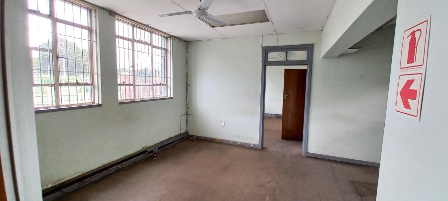 To Let commercial Property for Rent in Benrose Gauteng