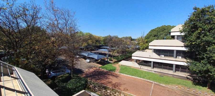 To Let commercial Property for Rent in Bedfordview Gauteng