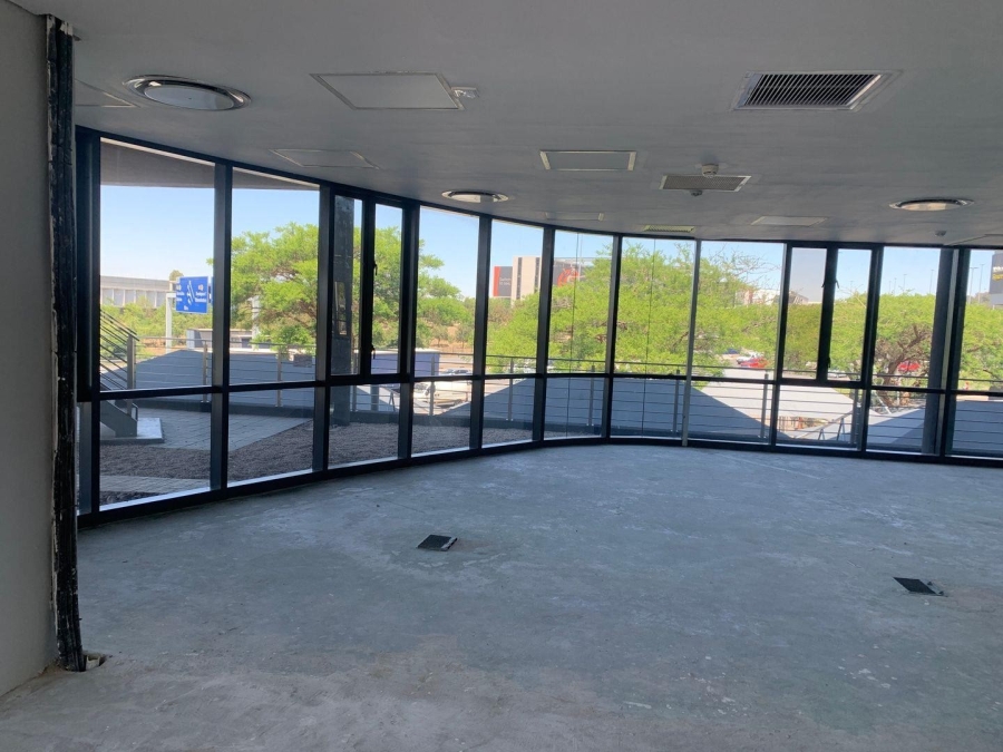 To Let commercial Property for Rent in Woodmead Gauteng