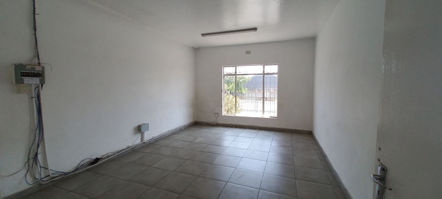 To Let commercial Property for Rent in Spartan Gauteng