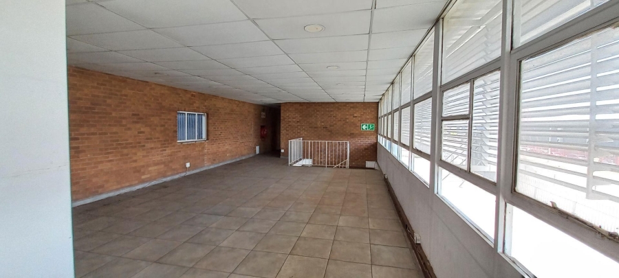 To Let commercial Property for Rent in Spartan Gauteng