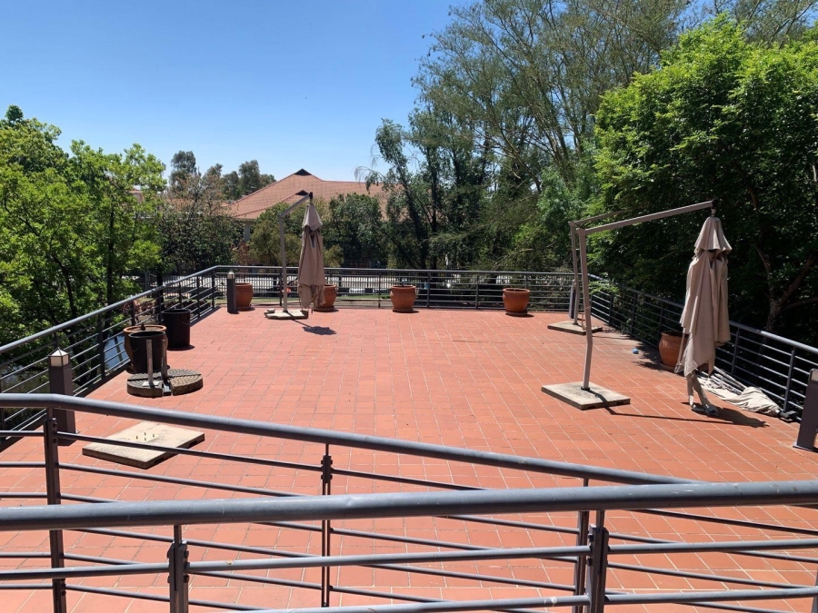 To Let commercial Property for Rent in Woodmead Gauteng