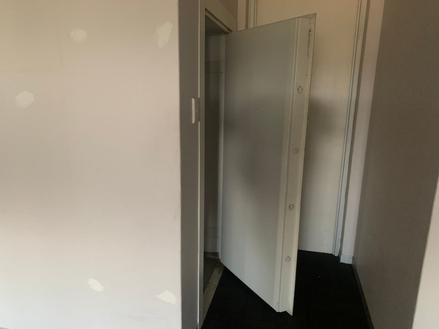 To Let commercial Property for Rent in Woodmead Gauteng