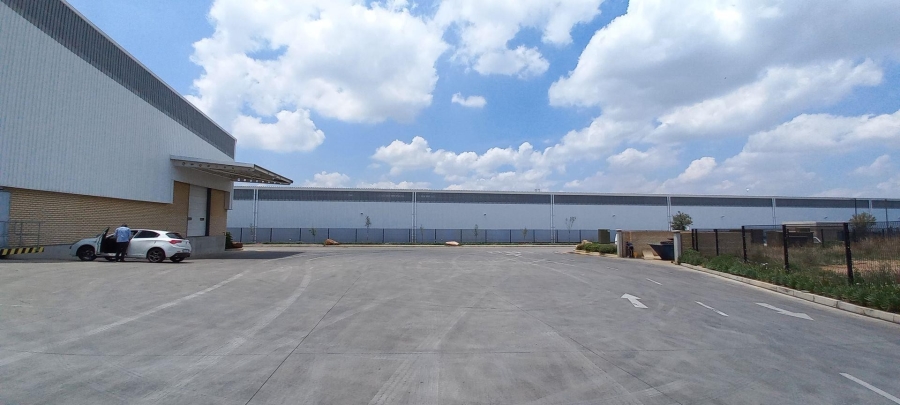 To Let commercial Property for Rent in Airport Park Gauteng